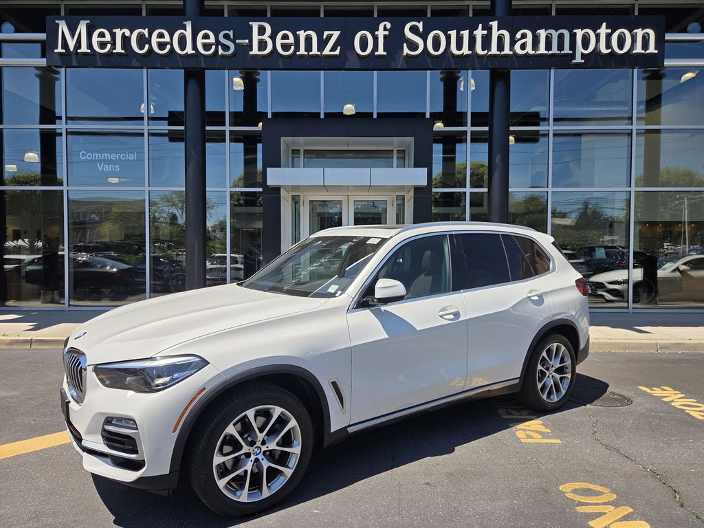 2021 BMW X5 xDrive40i's photo