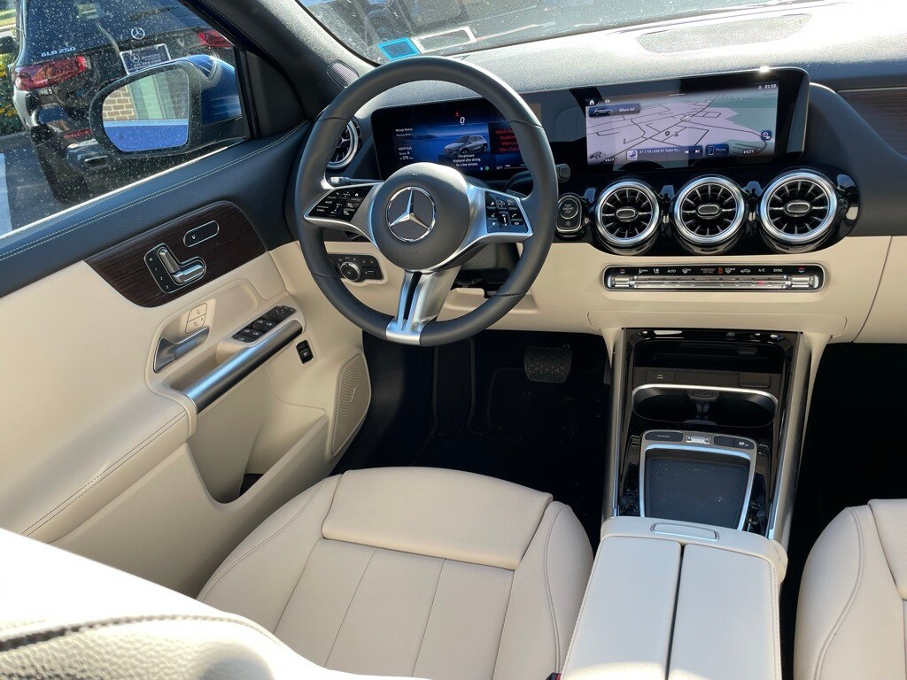 Certified 2025 Mercedes-Benz GLA GLA250 with VIN W1N4N4HB0SJ649318 for sale in Southampton, NY