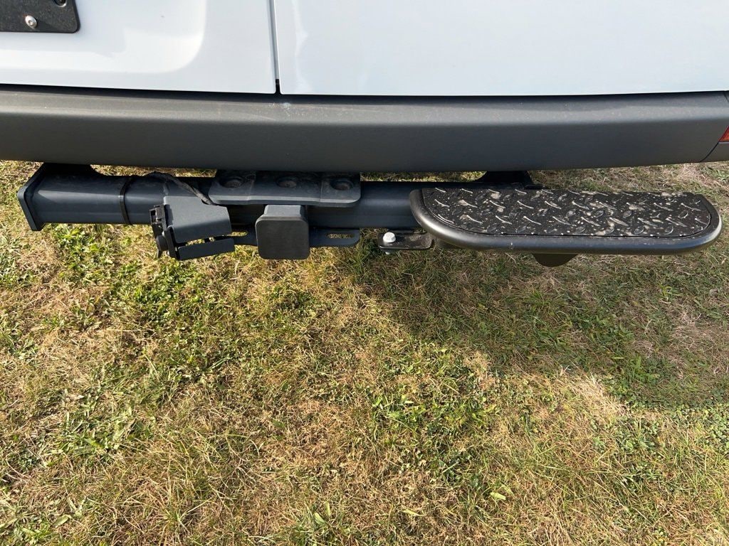 New 2025 Mercedes-Benz Sprinter 2500 Standard Roof 4-Cyl Diesel HO Van Cargo Van