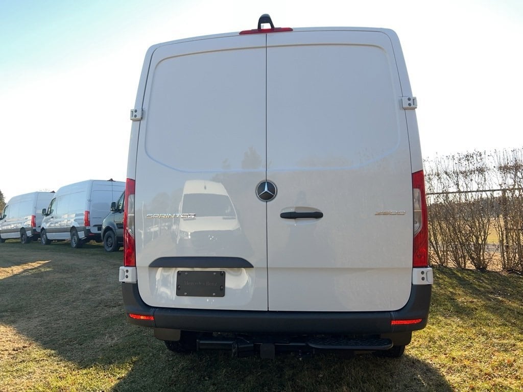 New 2025 Mercedes-Benz Sprinter 2500 Standard Roof 4-Cyl Diesel Van Cargo Van