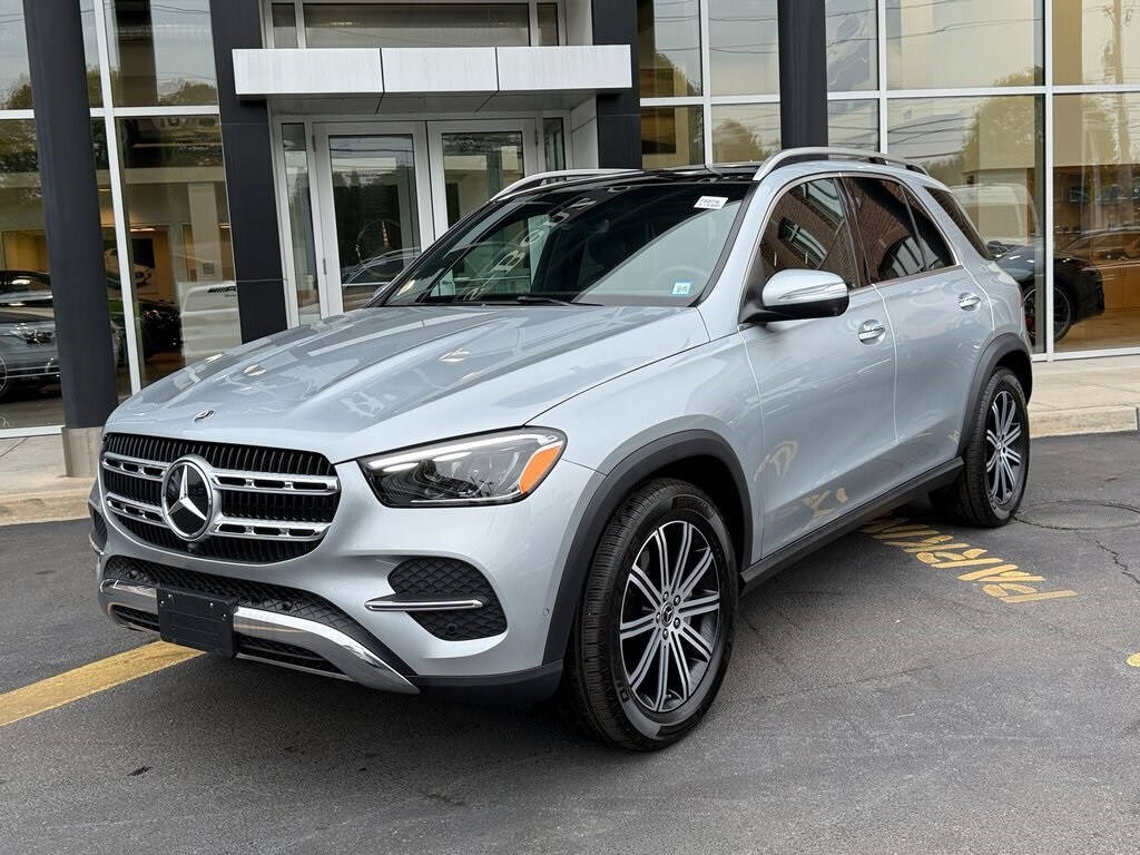 2025 Mercedes Benz GLE 350 4MATIC photo 3