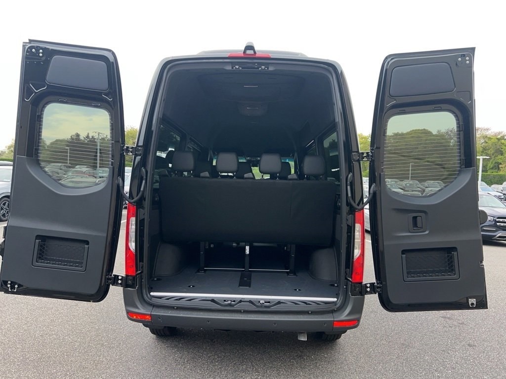 New 2024 Mercedes-Benz Sprinter 2500 Standard Roof 4-Cyl Diesel HO Van