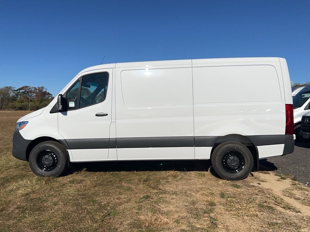 New 2025 Mercedes-Benz Sprinter 2500 Standard Roof 4-Cyl Diesel Van Cargo Van