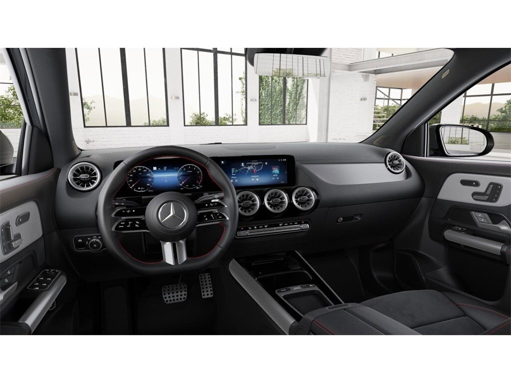 2026 Mercedes Benz GLA 250 4MATIC photo 2