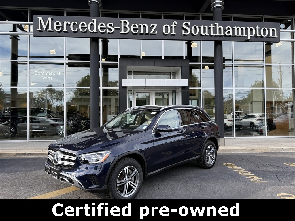 2022 Mercedes-Benz GLC GLC300's photo