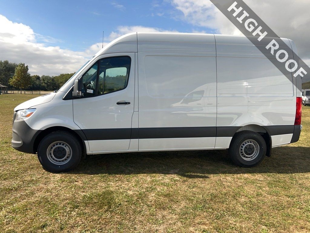 New 2025 Mercedes-Benz Sprinter 2500 Standard Roof 4-Cyl Diesel HO Van Cargo Van