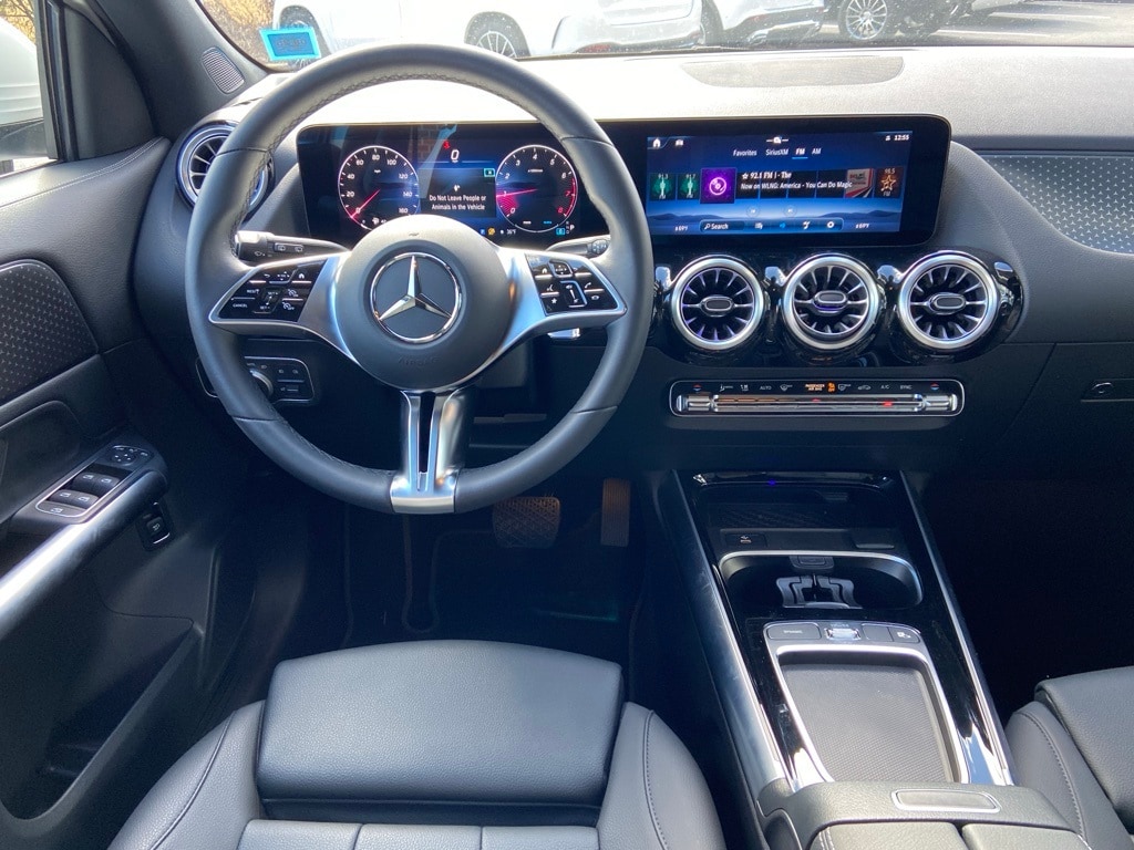 Certified 2025 Mercedes-Benz GLA GLA250 with VIN W1N4N4HB5SJ656023 for sale in Southampton, NY