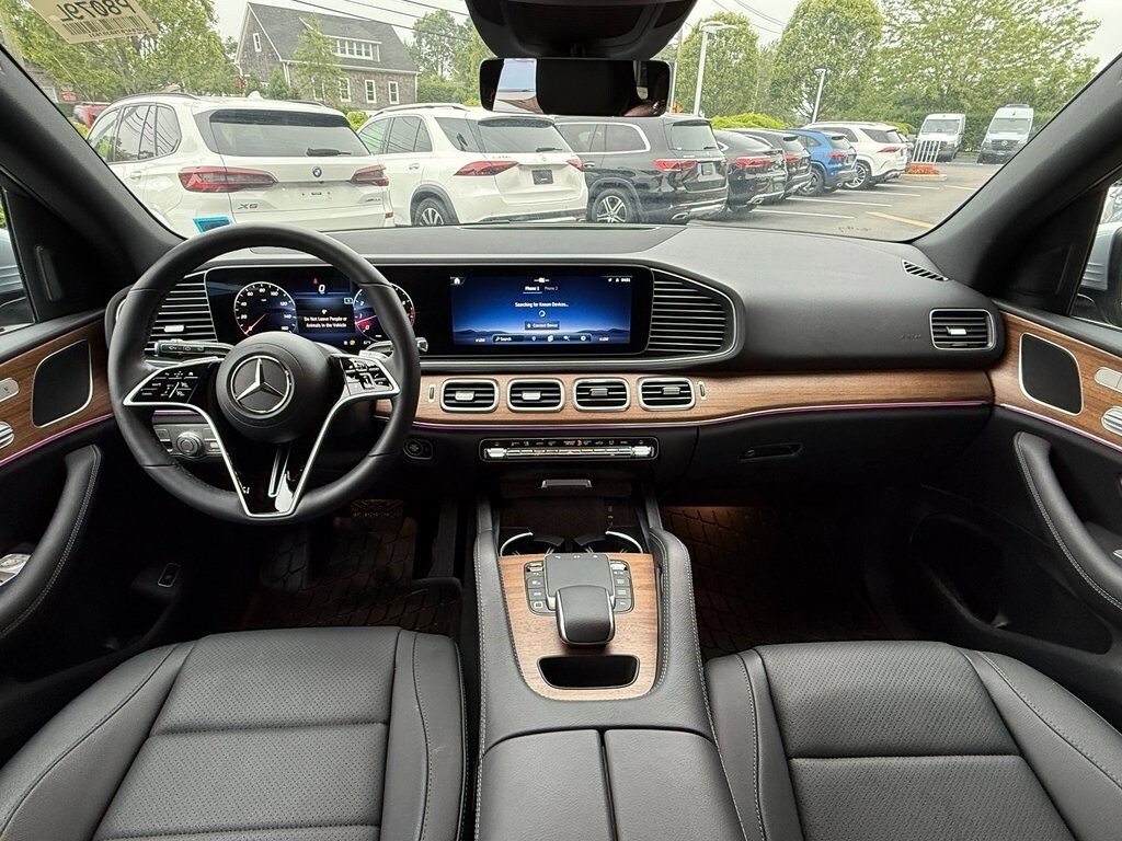 2025 Mercedes Benz GLE 350 4MATIC photo 2