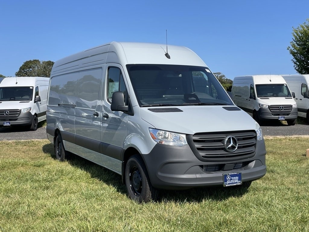 New 2025 Mercedes-Benz Sprinter 2500 High Roof 4-Cyl Diesel Van Cargo Van