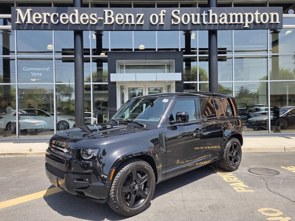 Used 2024 Land Rover Defender 110 X-Dynamic SE SUV