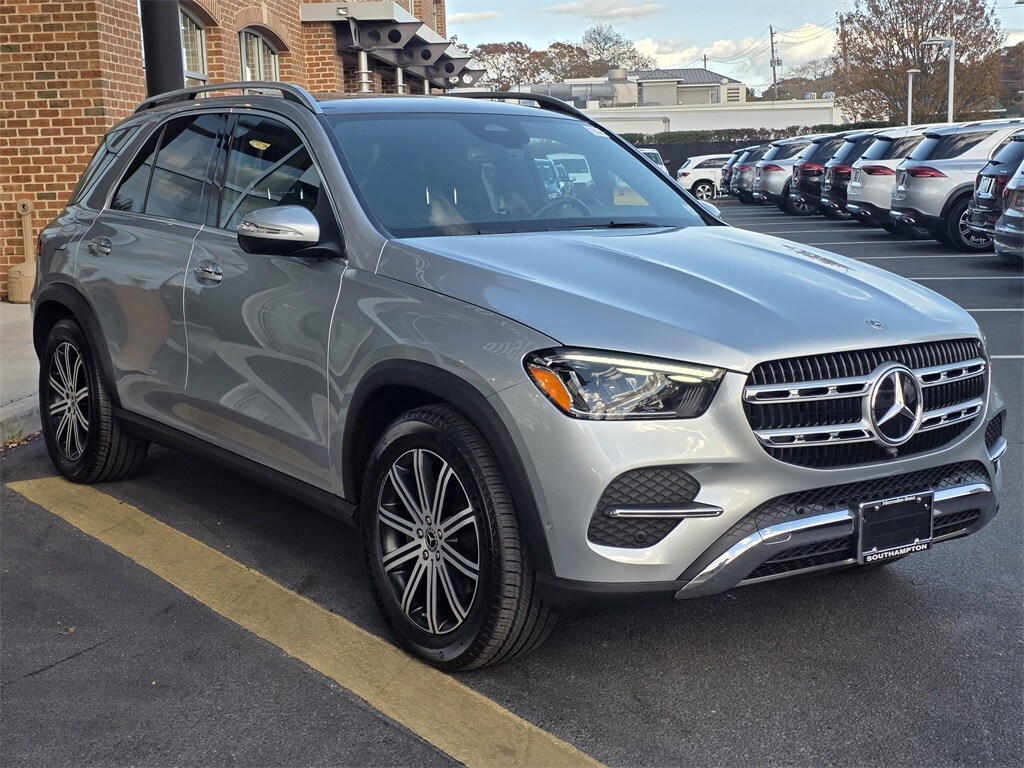 2025 Mercedes Benz GLE 350 4MATIC photo 3