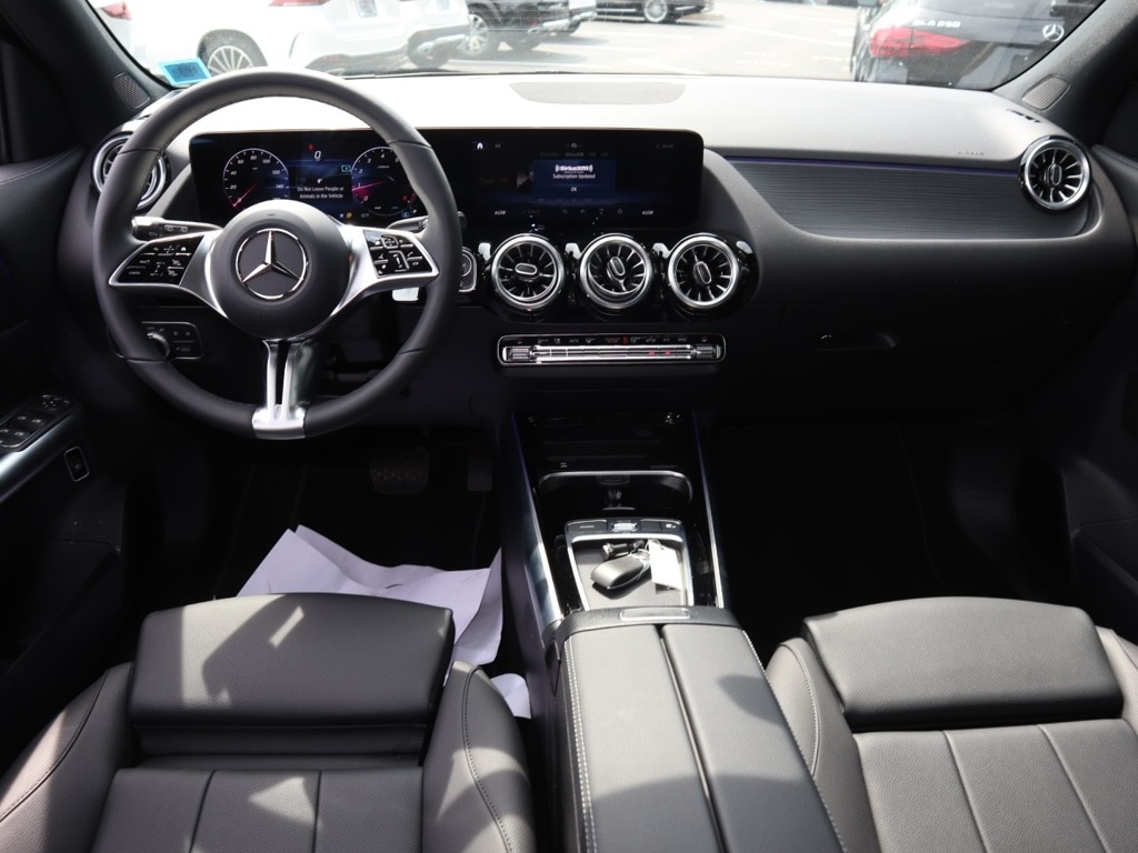 Used 2025 Mercedes-Benz GLA GLA250 with VIN W1N4N4HB6SJ663059 for sale in Southampton, NY