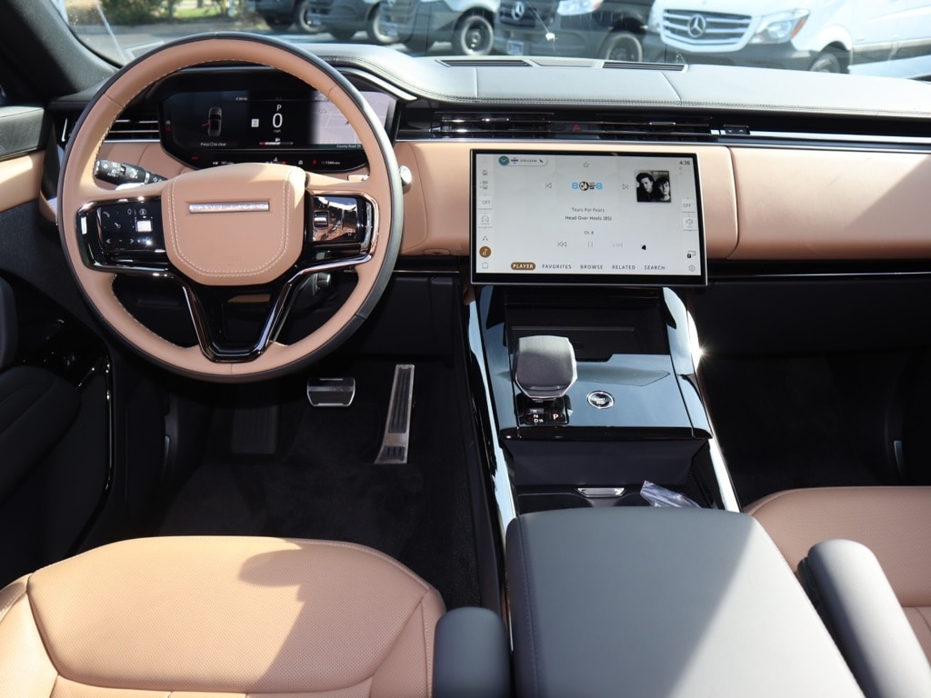 Used 2025 Land Rover Range Rover Sport Autobiography with VIN SAL119E96SA423197 for sale in Southampton, NY