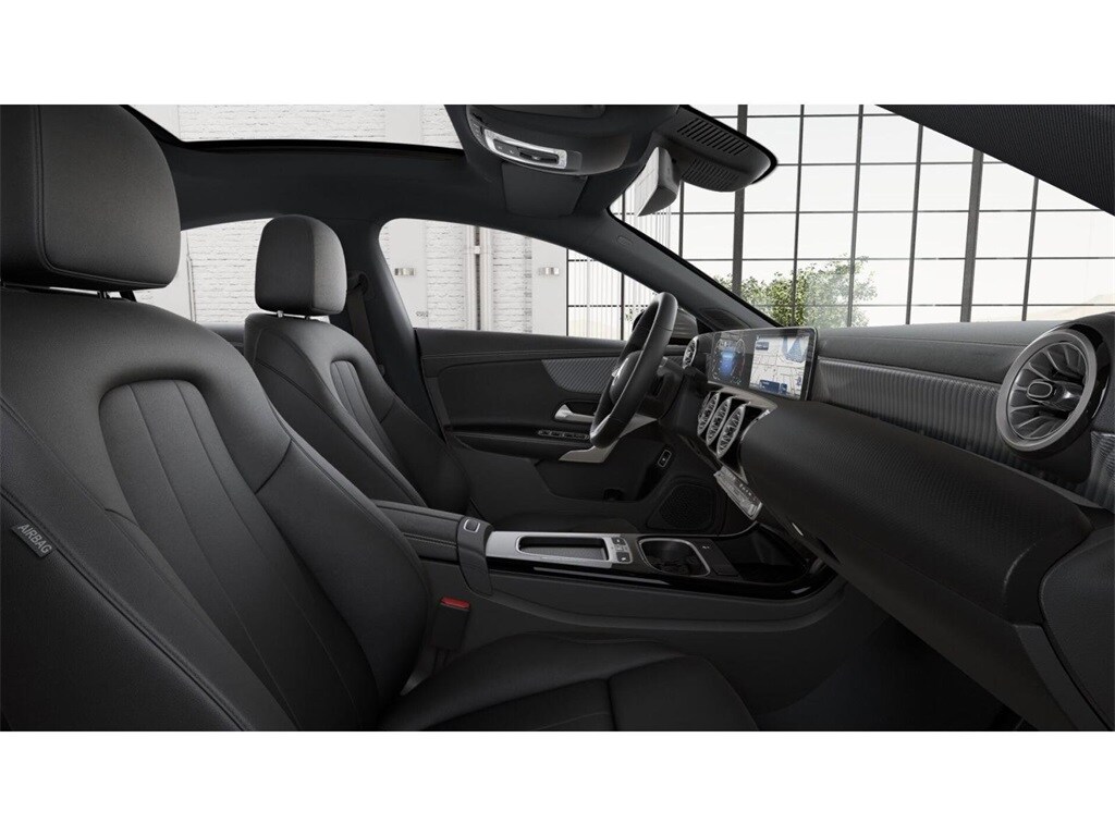 2026 Mercedes Benz CLA 250 4MATIC photo 4