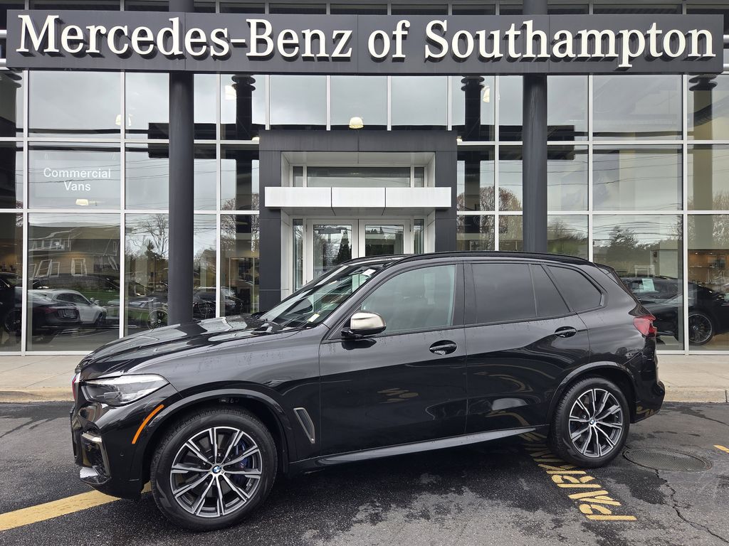 2023 BMW X5 M50i's photo