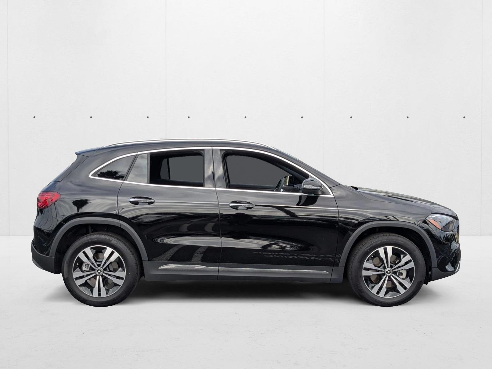 2025 Mercedes Benz GLA 250 photo 4