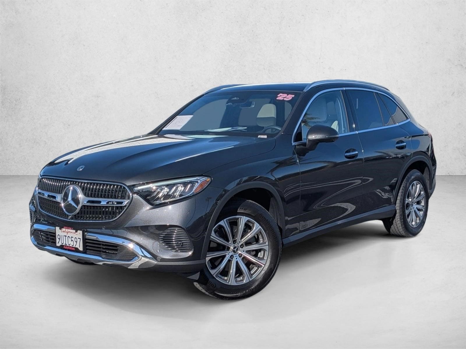 2025 Mercedes-Benz GLC Base's photo