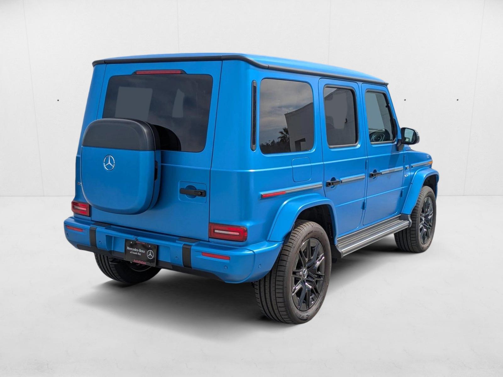 2025 Mercedes Benz G photo 2