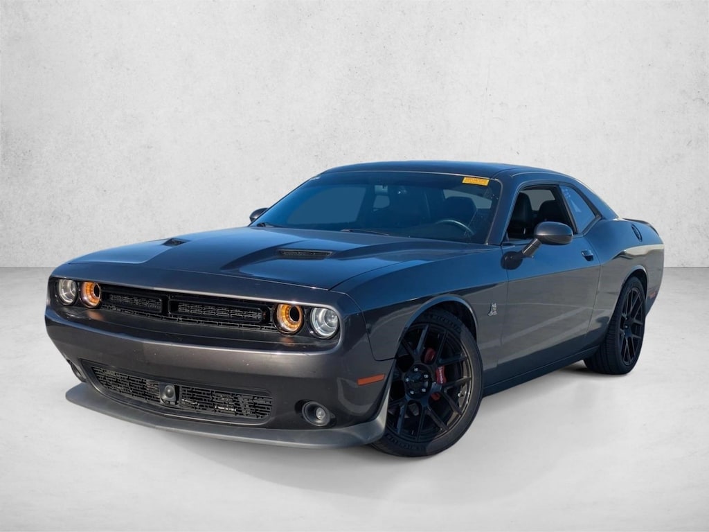 Used 2016 Dodge Challenger R/T Scat Pack Coupe
