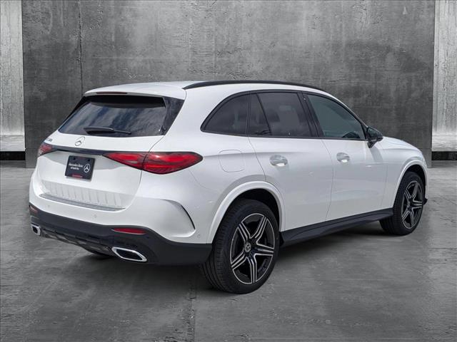 2025 Mercedes Benz GLC 300 AMG photo 2
