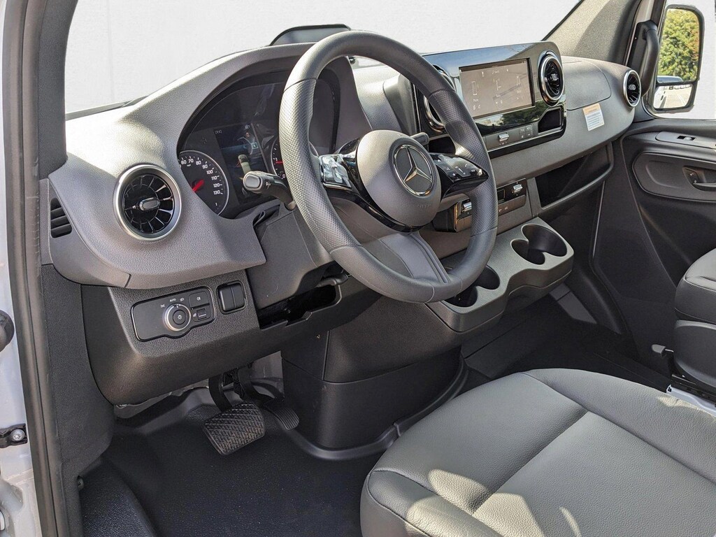 New 2025 Mercedes-Benz Sprinter Cargo Van 2500 Standard Roof I4 Diesel HO 144" RWD Van Cargo Van