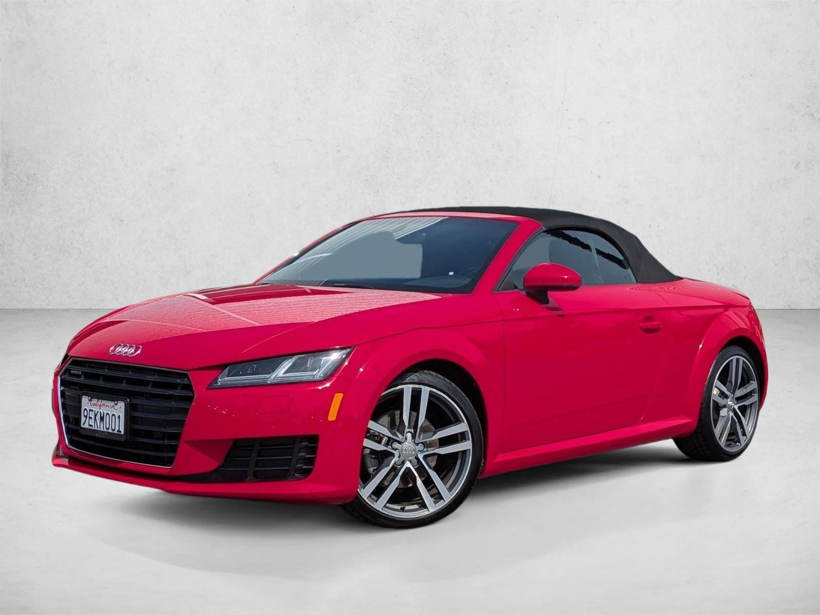 2016 Audi TT 2.0T quattro S tronic's photo