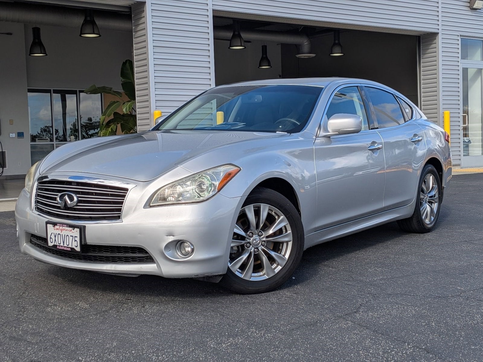 2012 INFINITI M 37's photo