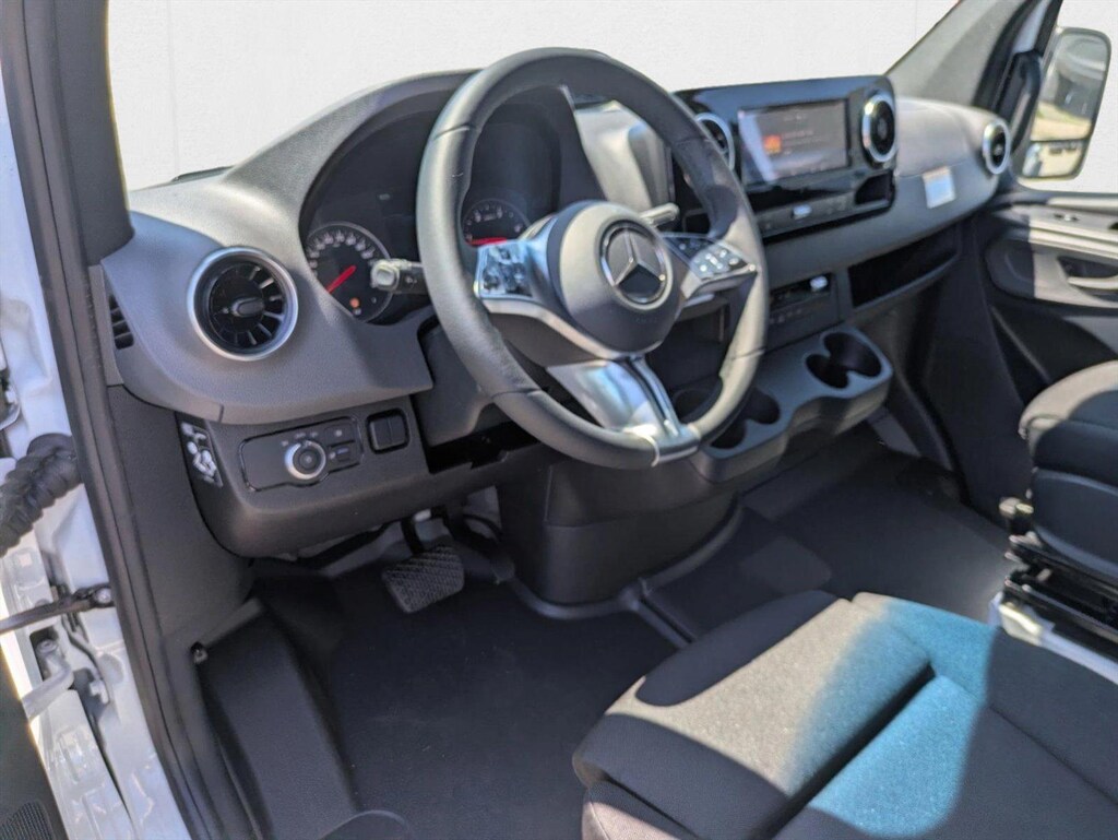 New 2025 Mercedes-Benz Sprinter Cargo Van 2500 Standard Roof I4 Diesel 144" RWD Van Cargo Van