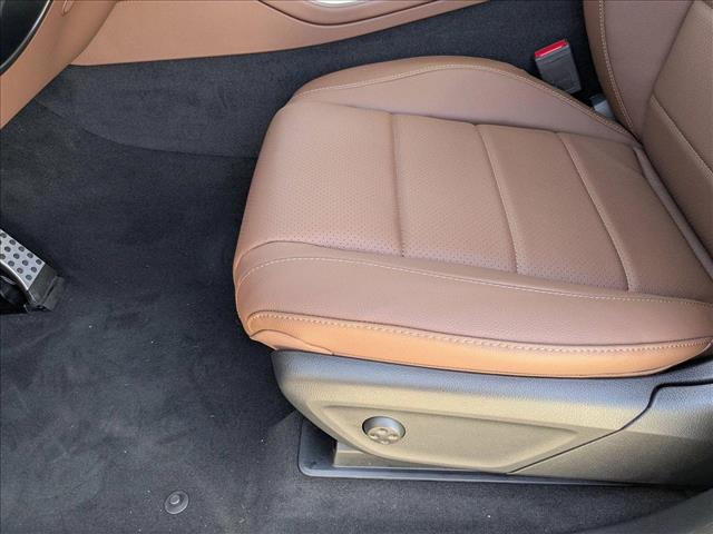 2025 Mercedes Benz GLS 450 4MATIC photo 4