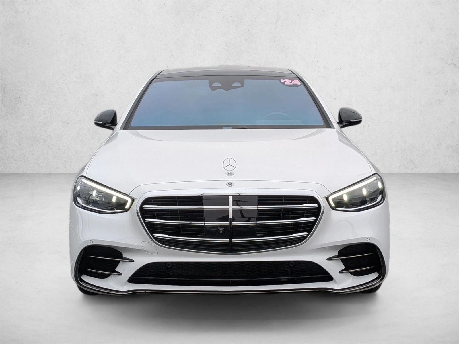 2024 Mercedes Benz S 580 4MATIC photo 2