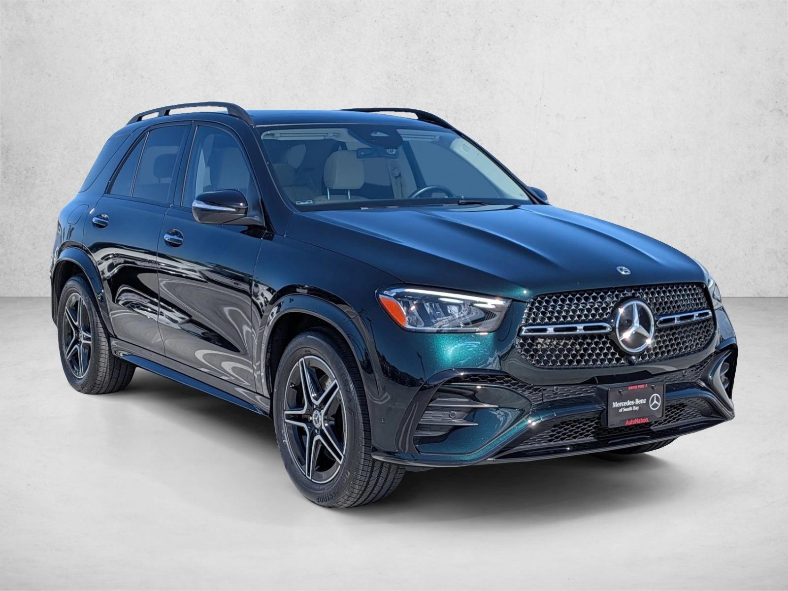 2025 Mercedes Benz GLE 4MATIC photo 3
