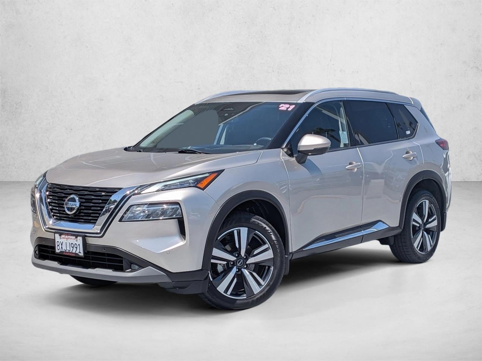 2021 Nissan Rogue SL FWD's photo