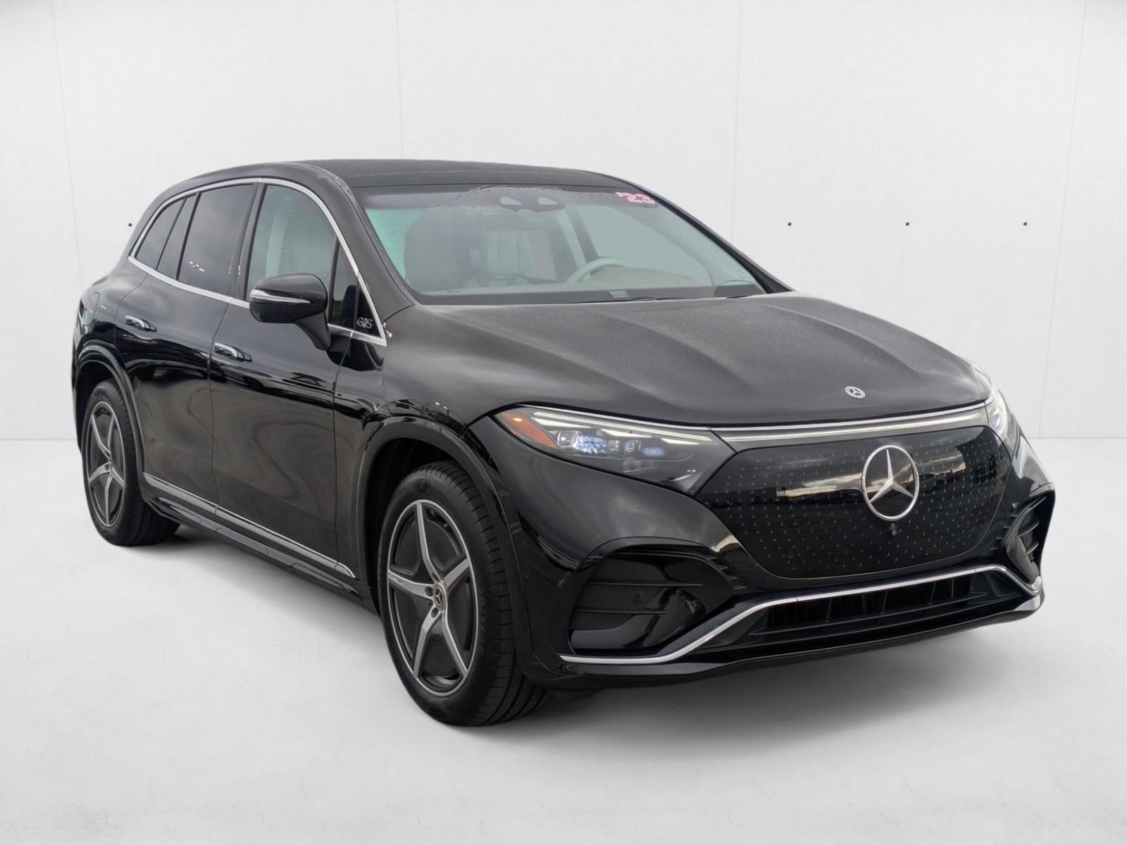 2023 Mercedes Benz EQS SUV 580 4MATIC photo 3