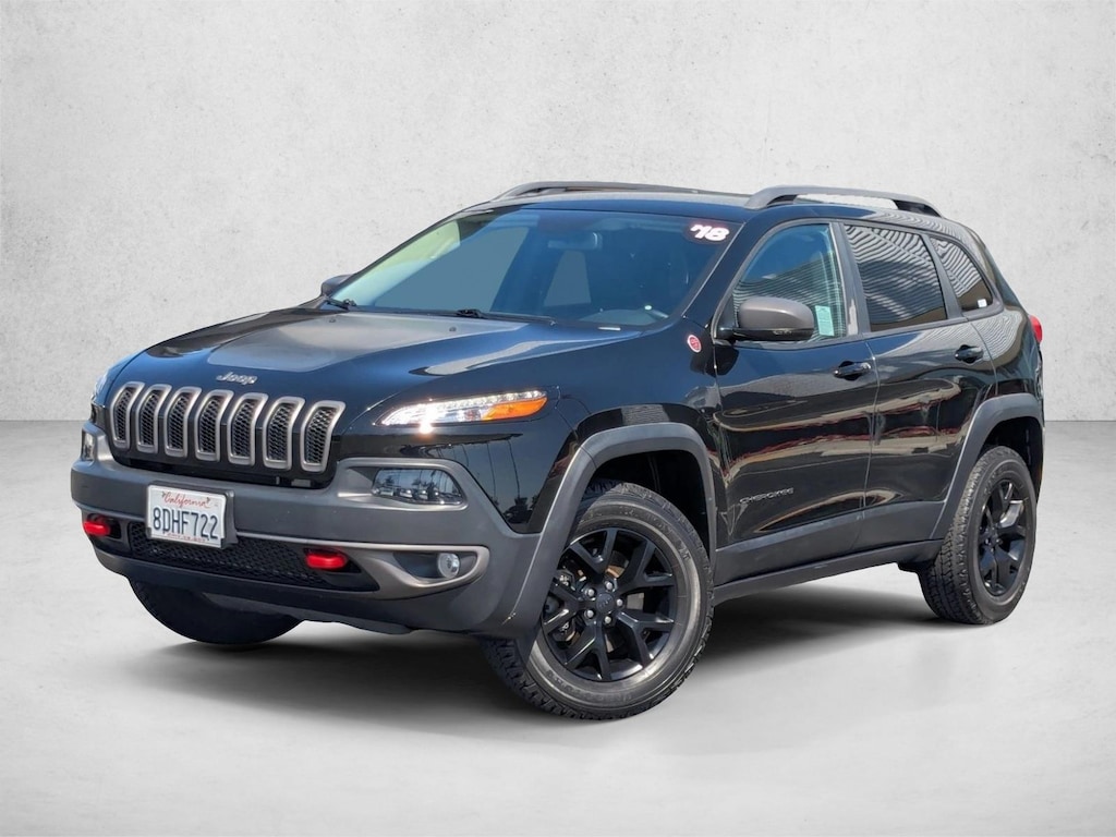 Used 2018 Jeep Cherokee Trailhawk 4x4 SUV