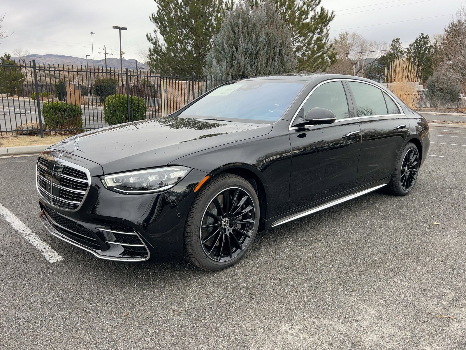 2026 Mercedes-Benz S-Class S 580 4MATIC's photo