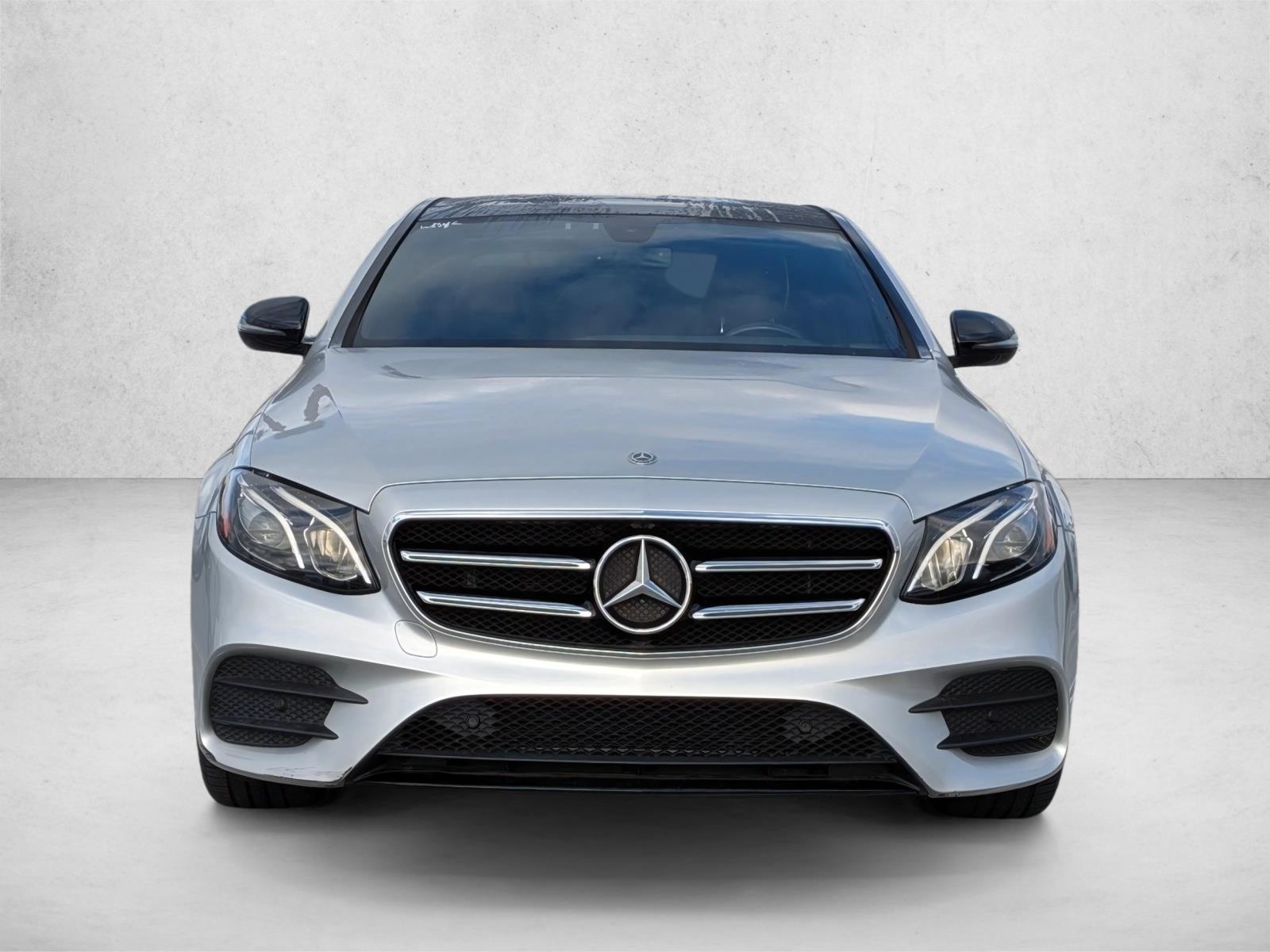2019 Mercedes Benz E 300 photo 2
