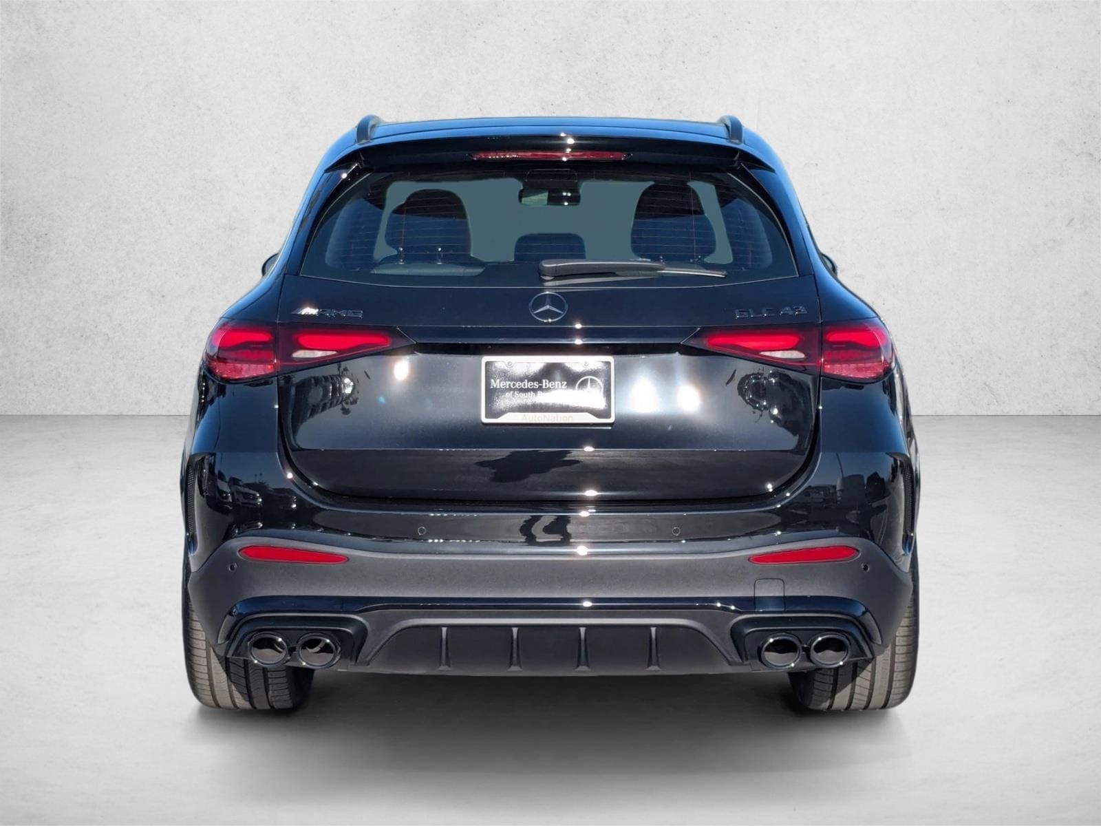 2025 Mercedes-Benz GLC AMG GLC43 - Photo 8
