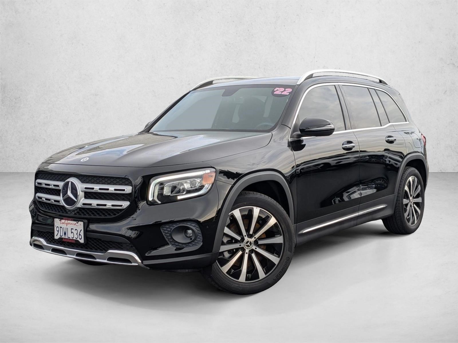 2022 Mercedes-Benz GLB's photo