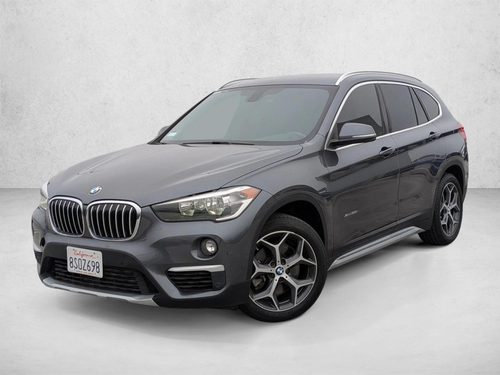 2016 BMW X1 28i's photo