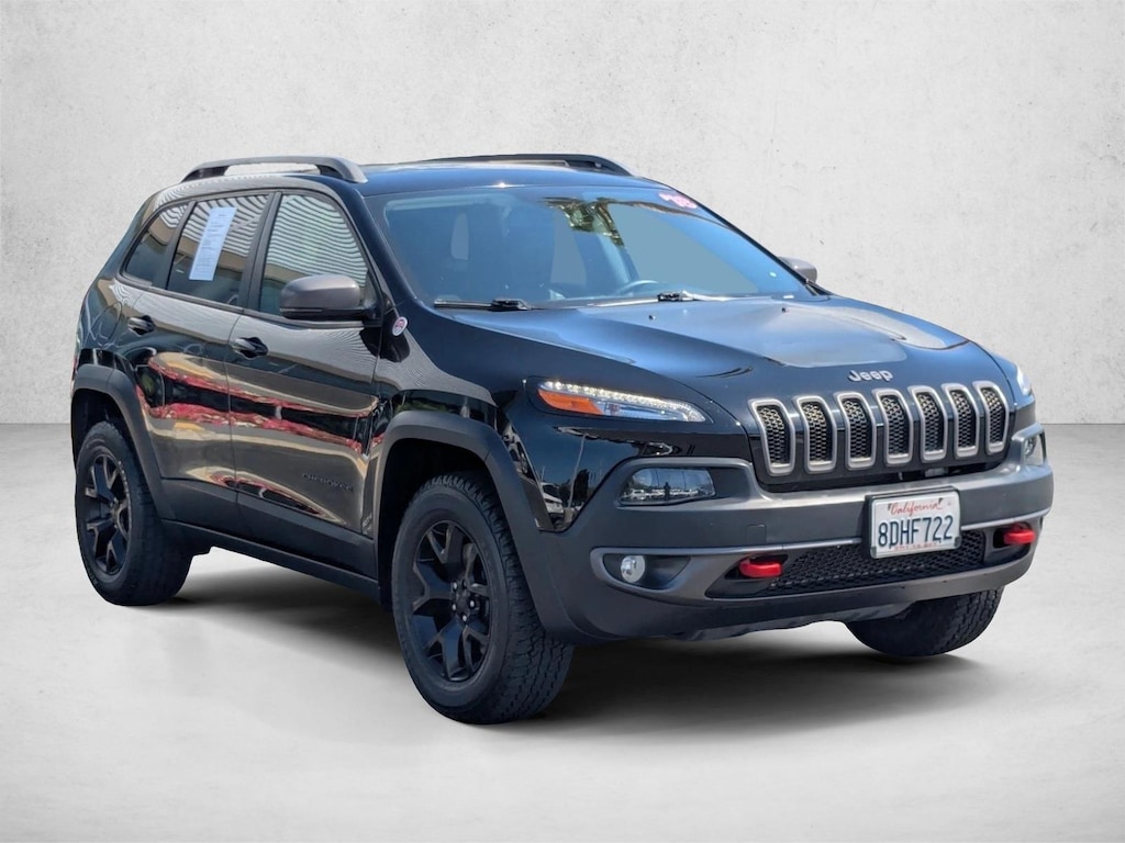 Used 2018 Jeep Cherokee Trailhawk 4x4 SUV