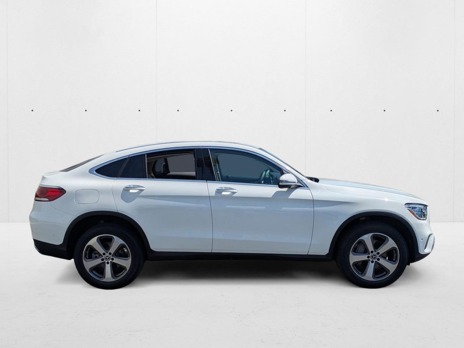 2022 Mercedes Benz GLC 300 4MATIC Coupe photo 4