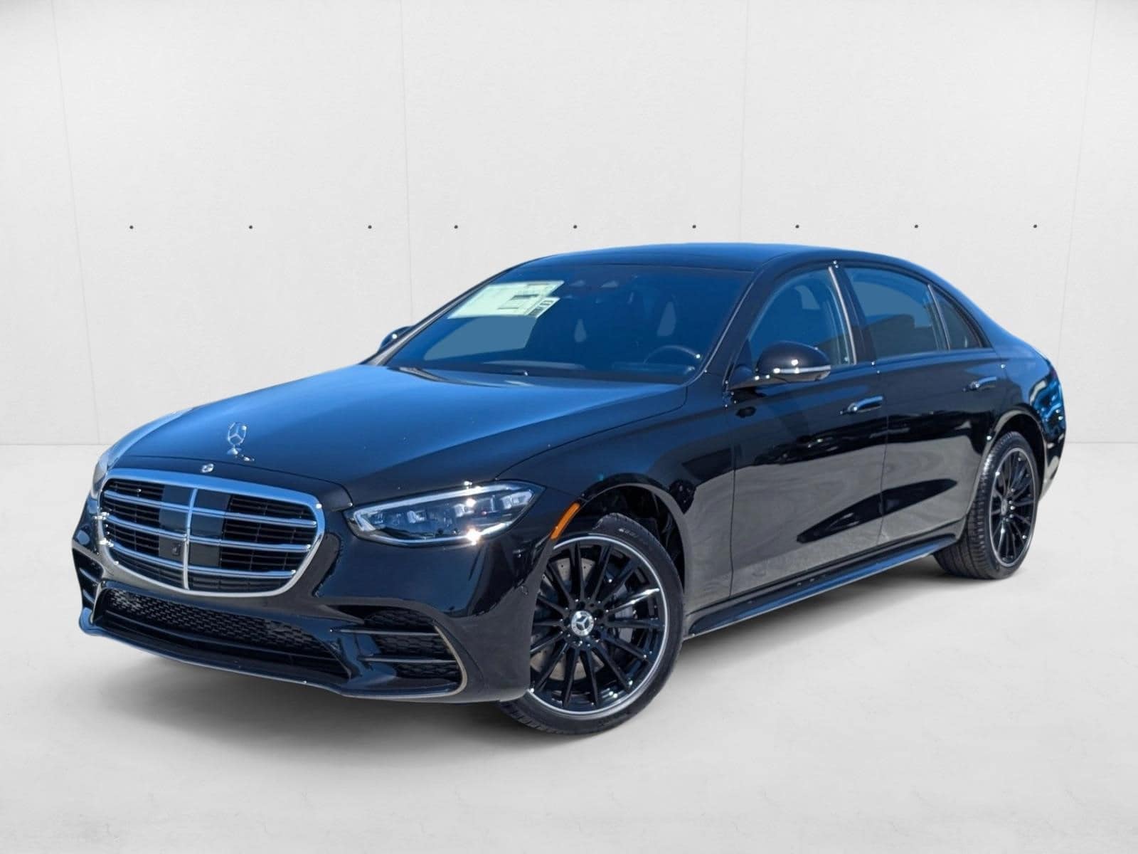 2025 Mercedes-Benz S-Class S 580's photo