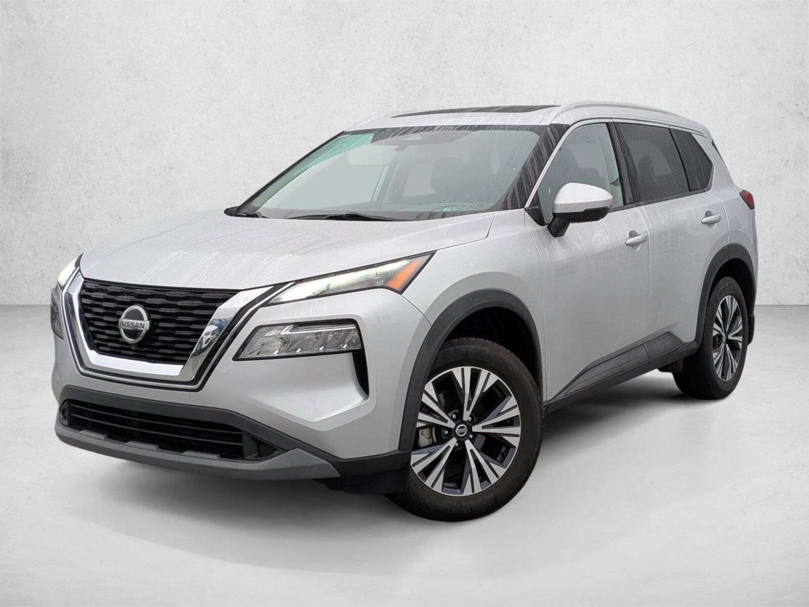 2021 Nissan Rogue SV's photo