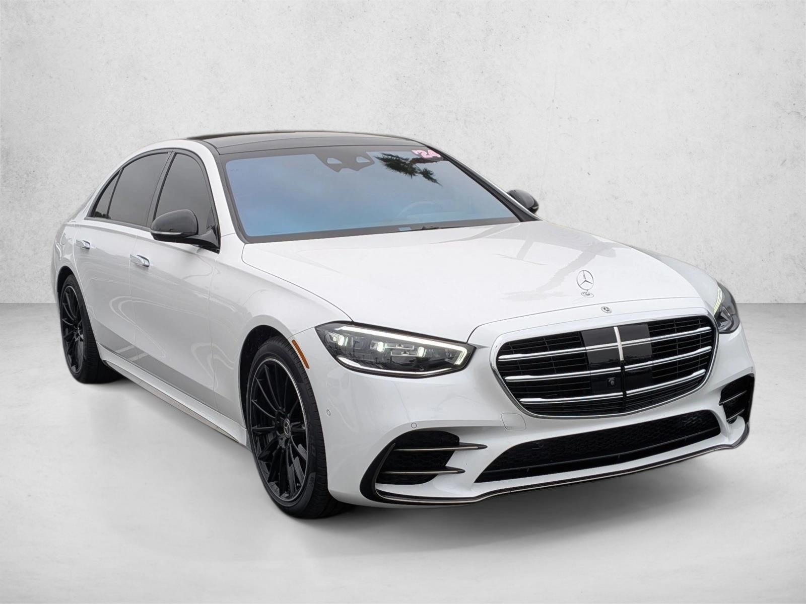 2024 Mercedes Benz S 580 4MATIC photo 3