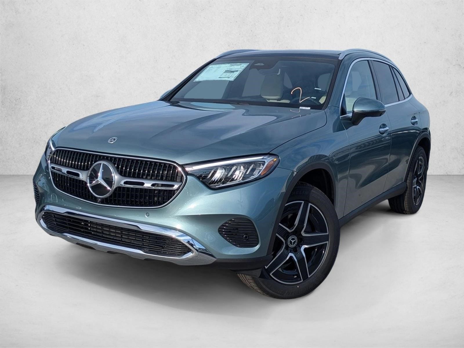 2026 Mercedes-Benz GLC Base's photo