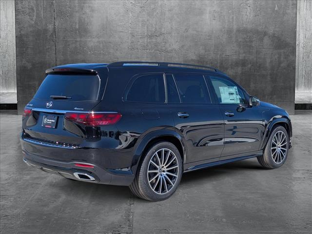 2025 Mercedes Benz GLS 450 4MATIC photo 2