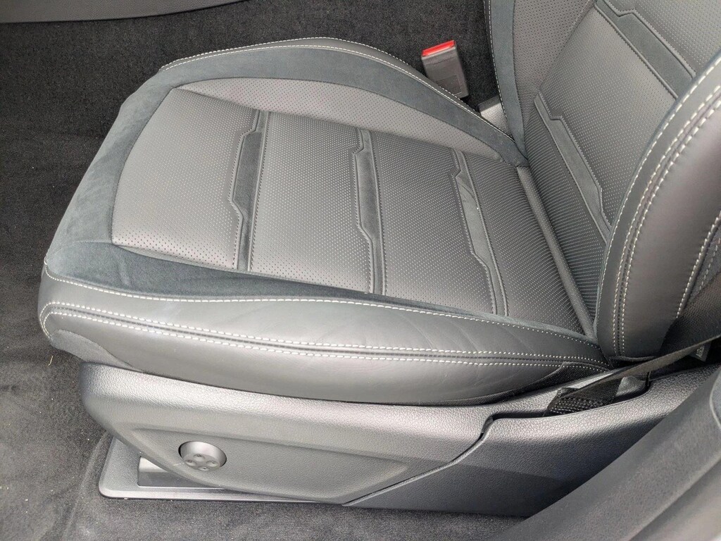 New 2026 Mercedes-Benz AMG GLE 53 AMG ® GLE 53 4MATIC+ ® Coupe Coupe