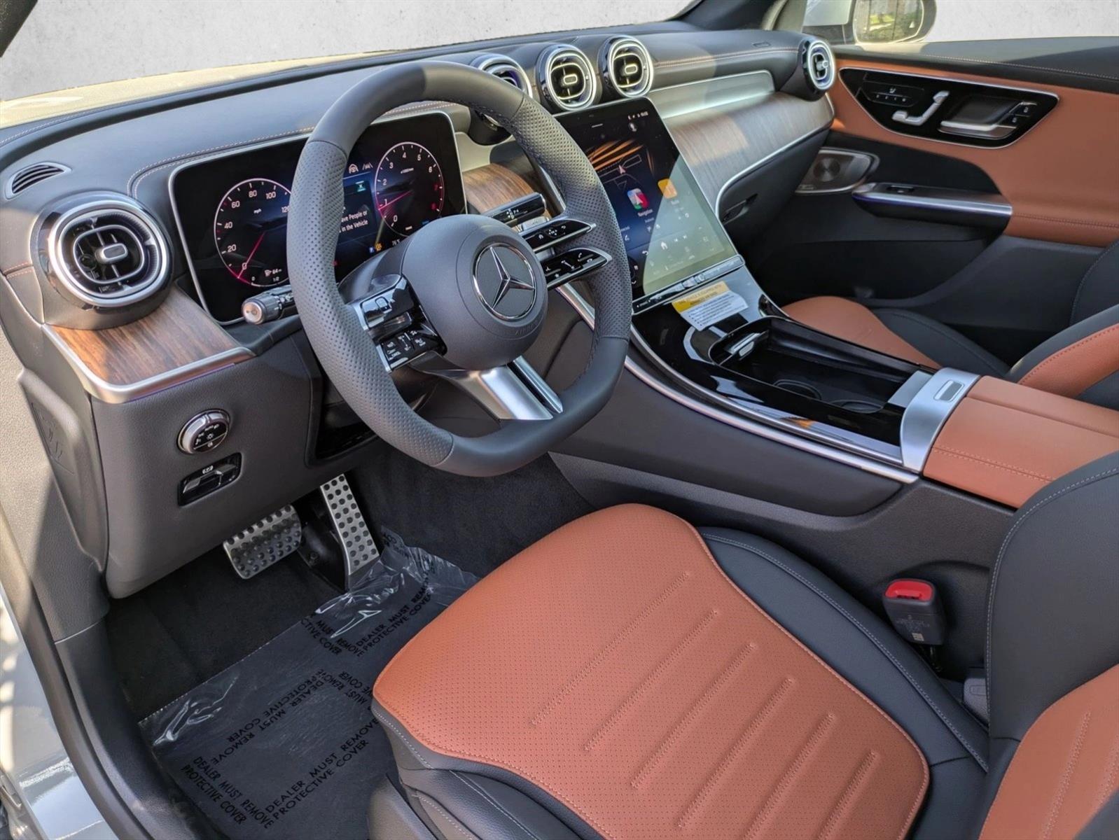 2026 Mercedes Benz GLC 300 photo 3