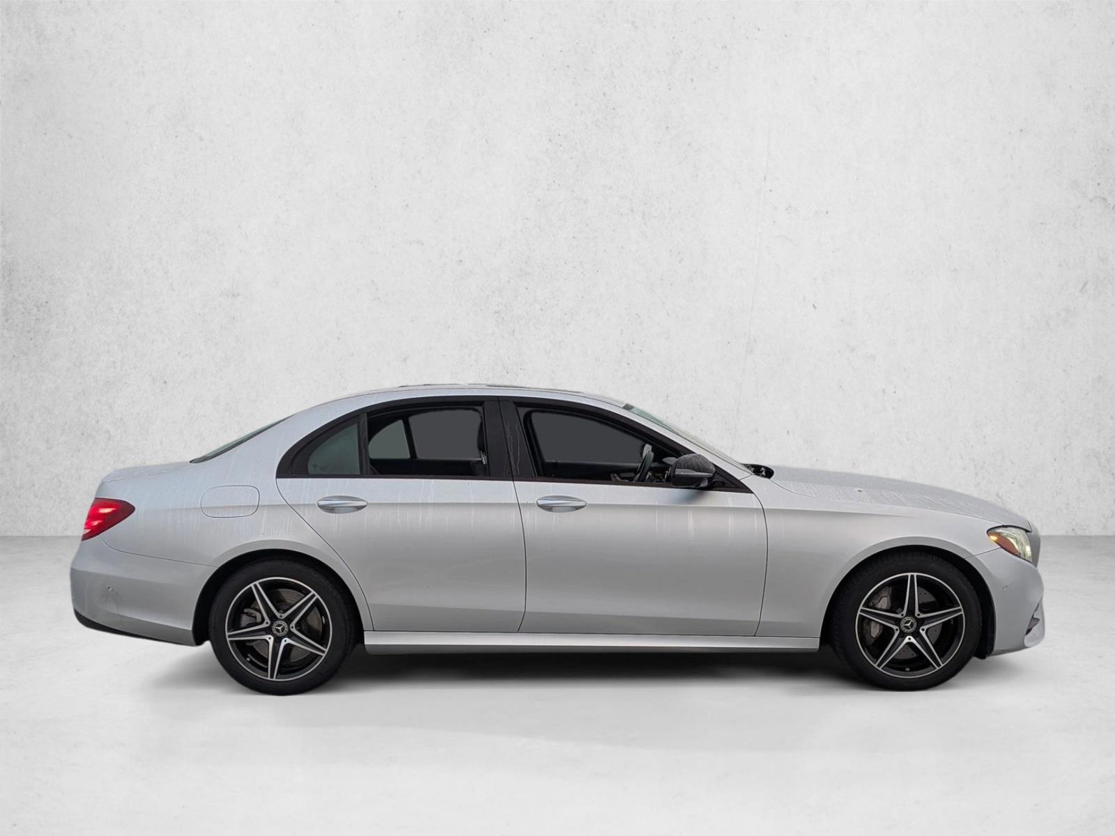2019 Mercedes Benz E 450 4MATIC photo 4