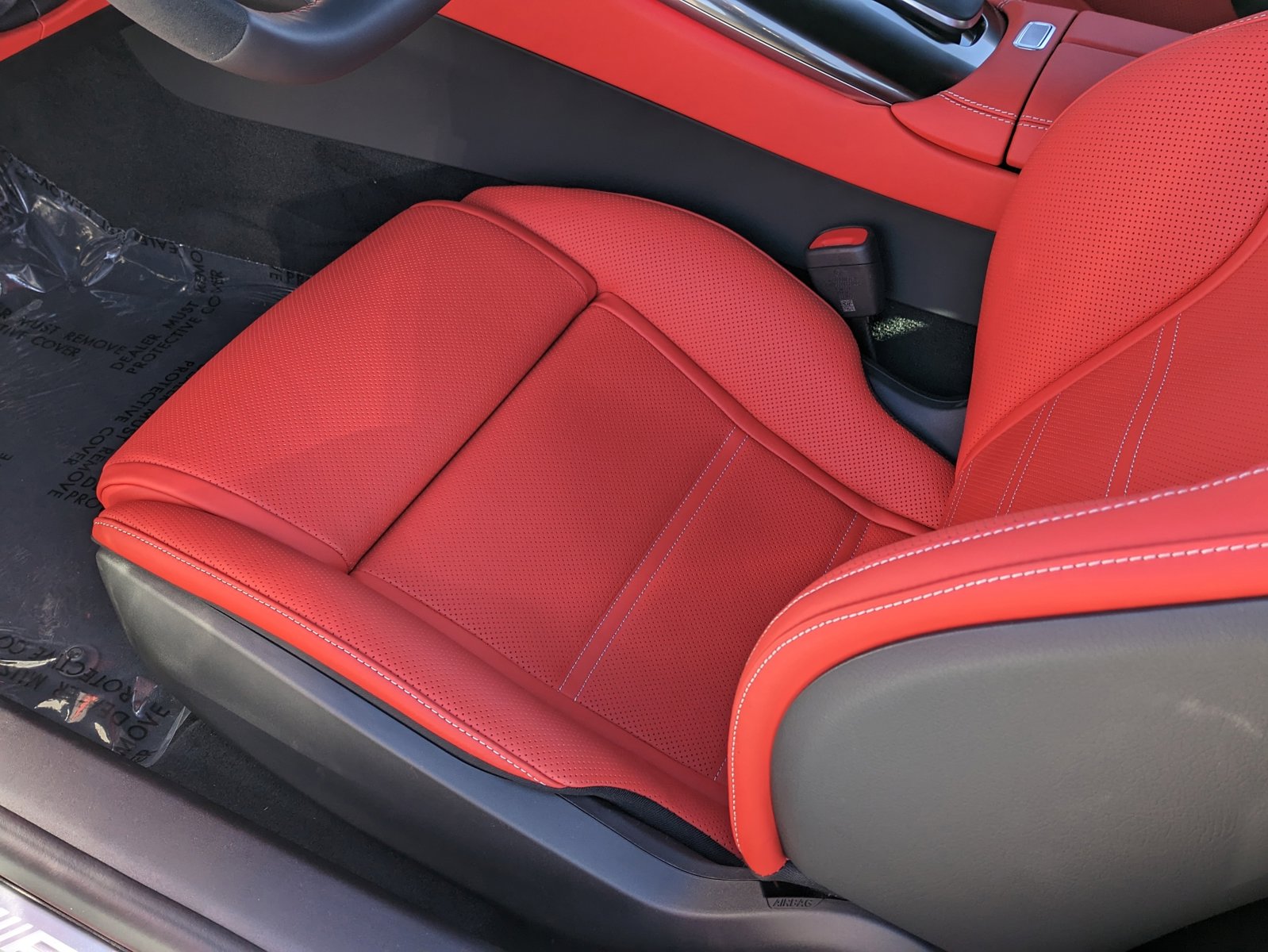 2025 Mercedes Benz SL AMG 43 photo 4